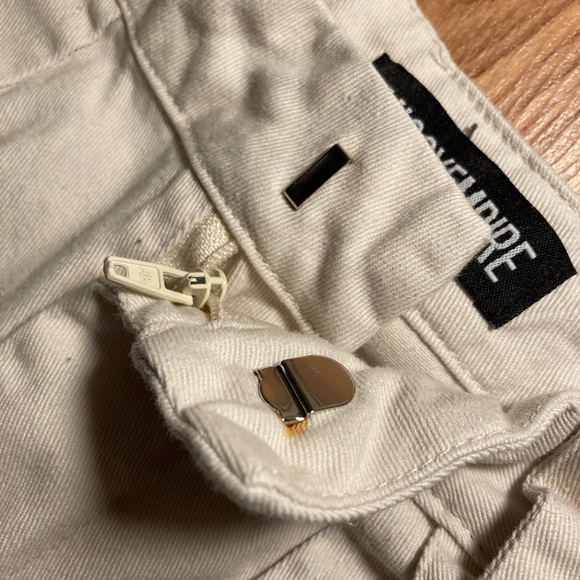 Cargo MISSYEMPIRE pants in a white color 🦢🤍🕯️ - Picture 4 of 10